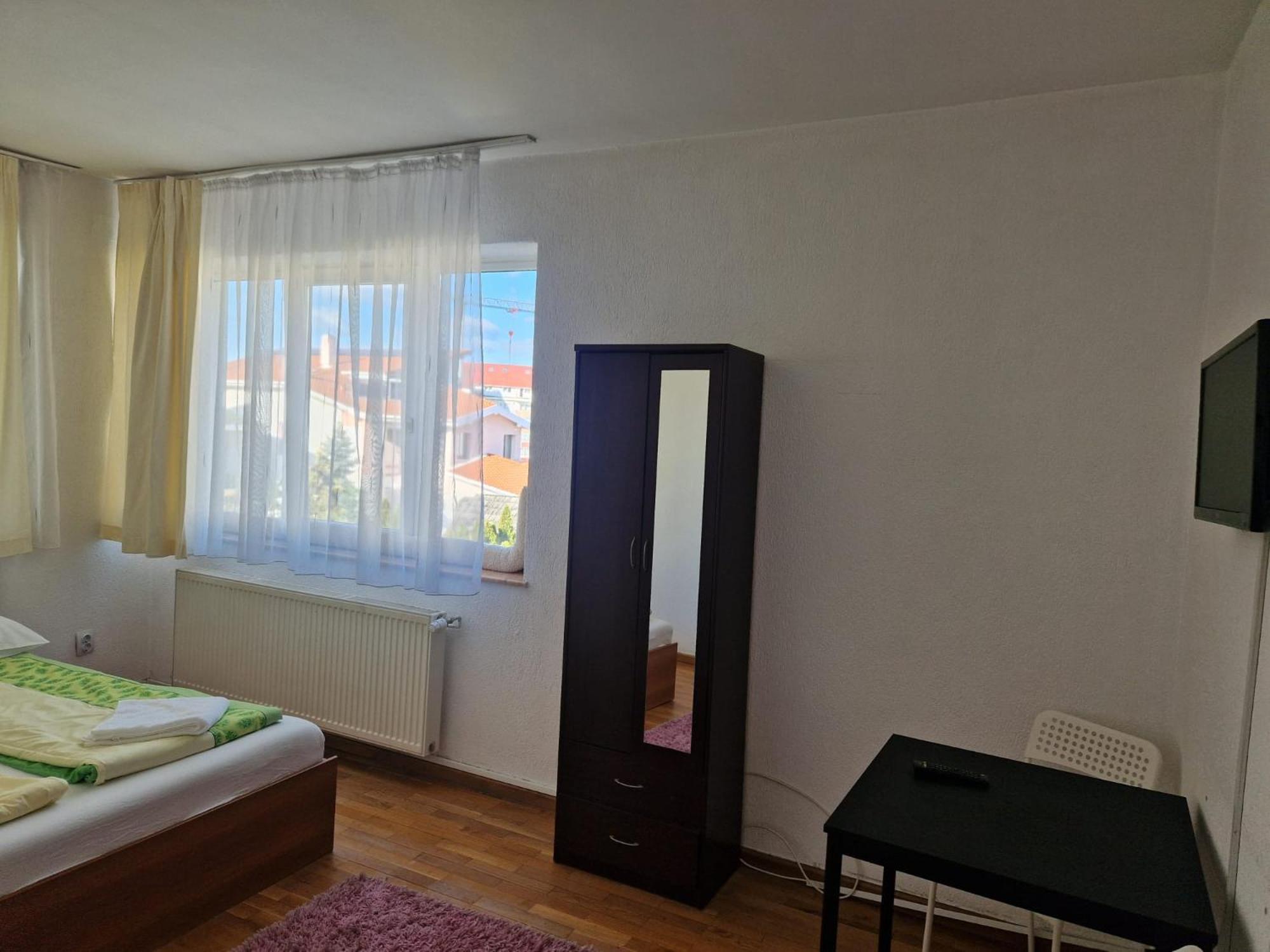 Bigcitty Rooms Cluj-Napoca Eksteriør billede